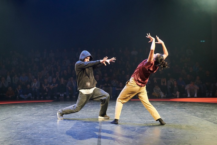 Von „Floor on Fire“ in den Tanzraum: Sachsenlotto verlost Breakdance-Workshop mit The Saxonz