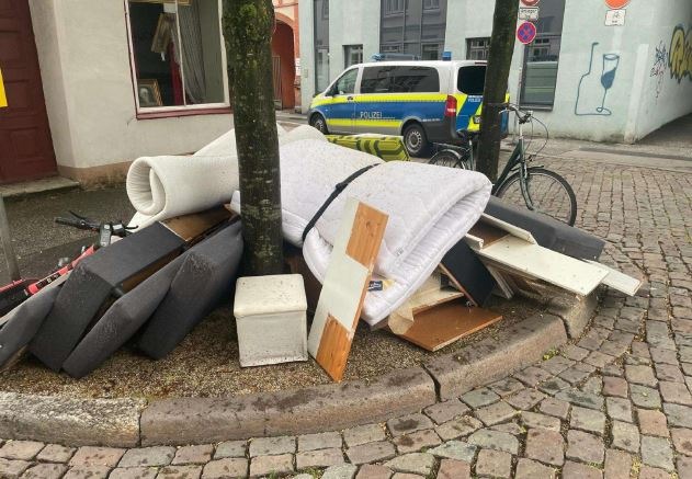 POL-HL: HL-Innenstadt-Aegidienstraße/ Immer wieder Mülllagerungen