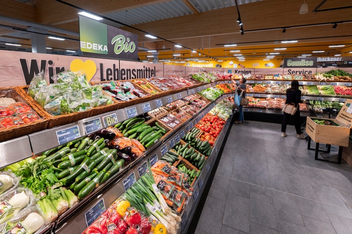 Ernährung als Baustein für gesundes Altern: EDEKA wird Ernährungspartner des Longevity Forum Deutschland