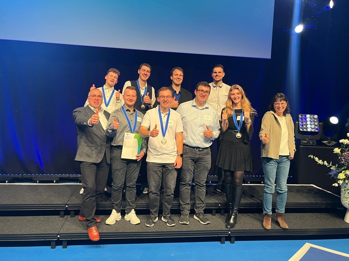 Sechs OPTIMA Azubis bei IHK-Bestenehrung ausgezeichnet