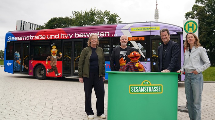 &quot;&#039;Sesamstraße&#039; und hvv bewegen...&quot;: hvv, Sesame Workshop und NDR vermitteln Kindern spielerisch Wissen zur nachhaltigen Mobilitätsnutzung