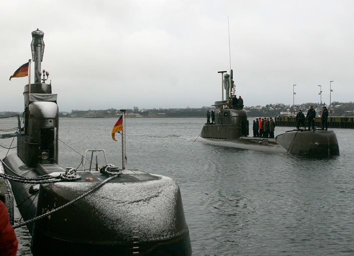 Deutsche Marine - Bilder der Woche: "Egal wer das Tor schießt - Hauptsache die Mannschaft gewinnt" - Die U-Boot-Fahrer der Deutschen Marine sind Teamarbeiter unter Wasser