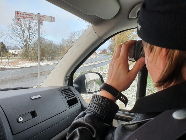 POL-NI: Stadthagen: Polizei führt Geschwindigkeitsmessungen durch