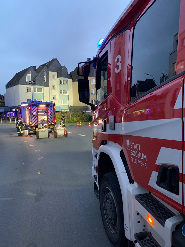 FW-BO: Essen auf Herd löst Feuerwehreinsatz in Bochum-Laer aus.