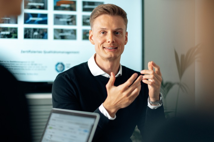 Marvin Flenche: 5 Top-Trends im digitalen Vertrieb 2025 – Was Selbstständige jetzt wissen müssen
