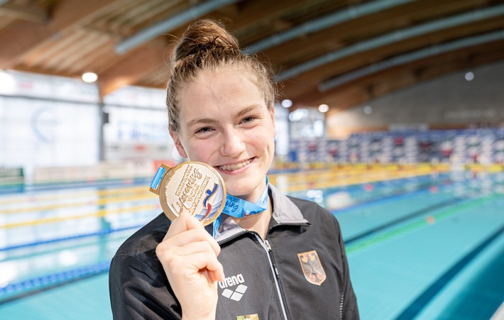 Online-Wahl: Rettungsschwimmerin Nina Holt als Athletin des Jahres nominiert