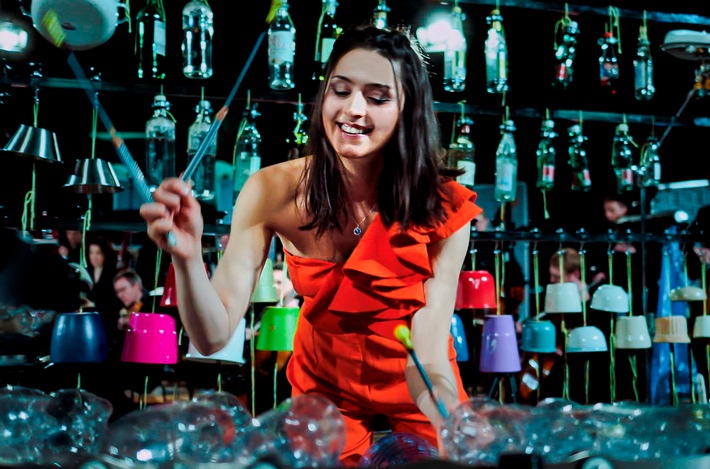 Konzert über Müll - und aus Müll