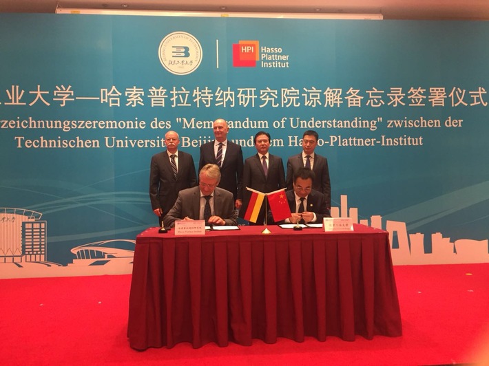 Deutsch-Chinesisches Kooperationsprogramm in Peking verlängert / Potsdamer Hasso-Plattner-Institut und Beijing University of Technology unterzeichnen Verlängerung