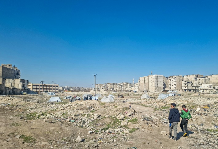 HEKS erhöht Nothilfe für Erdbebenbetroffene in Syrien auf 3 Millionen