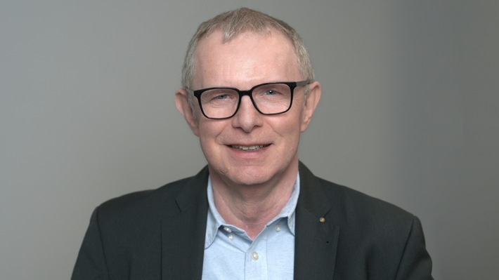 Dietmar Niehaus von der IDD GmbH analysiert: EU-KI-Verordnung vs. DSGVO – Wo liegen die Unterschiede und was müssen Firmen wissen?