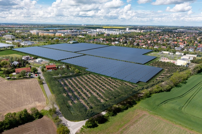 Ritter Energie Presseinformation: Leipziger Stadtwerke errichten größte Solarthermieanlage Deutschlands
