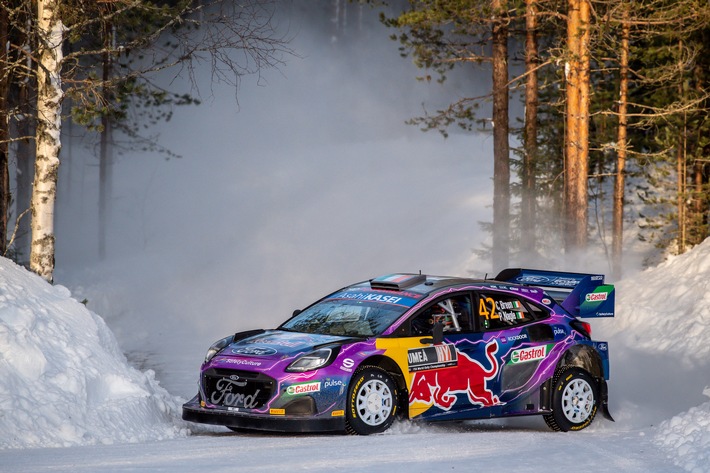 M-Sport Ford beendet erste Schnee-Rallye für den neuen Puma Hybrid Rally1 mit Gus Greensmith auf Rang fünf