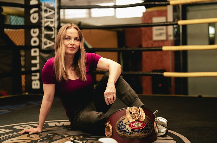 Regina Halmich in &quot;Back to the Roots&quot;- Eine Kultfigur des deutschen Boxsports