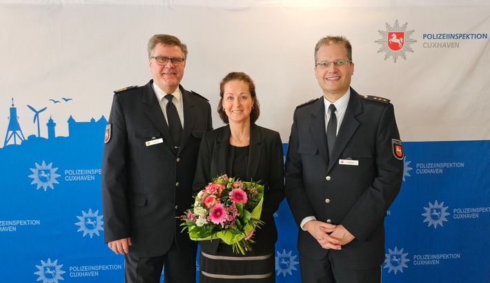 POL-OLD: Neue Polizeichefin für Geestland / Polizeipräsident Andreas Sagehorn führt Tanja Volkmer in Amt als Kommissariatsleiterin ein