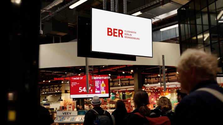 Flughafen Berlin Brandenburg (BER) erweitert programmatisches Angebot von Media Frankfurt