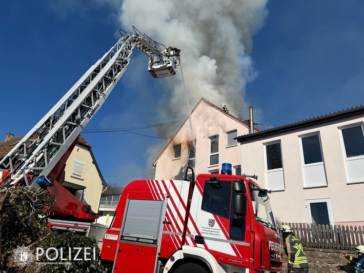 POL-PPWP: Dachstuhlbrand mit hohem Gebäudeschaden