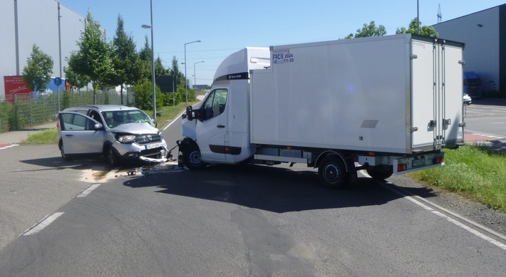 POL-PDWO: Schwerer Verkehrsunfall in Worms