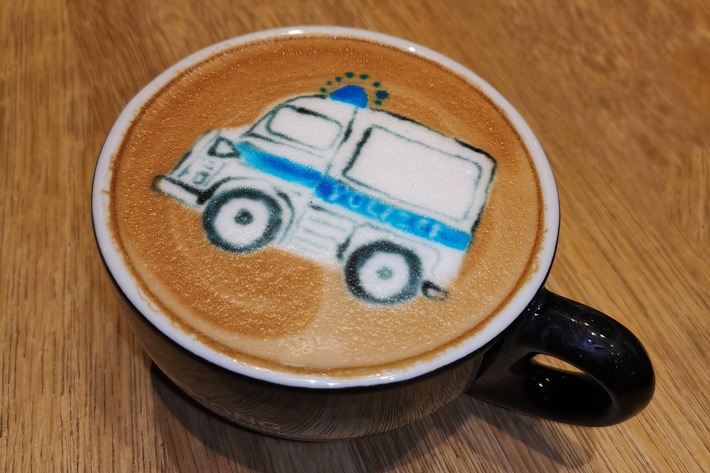 POL-GM: Polizei lädt zum Kaffee ein