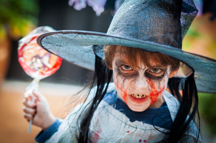 Halloween: Wenn "Saures" teuer wird / Sobald Kinderstreiche zur Sachbeschädigung ausarten, ist Schluss mit lustig / Die Deutsche Vermögensberatung (DVAG) erklärt, wann Eltern für ihre Kinder haften