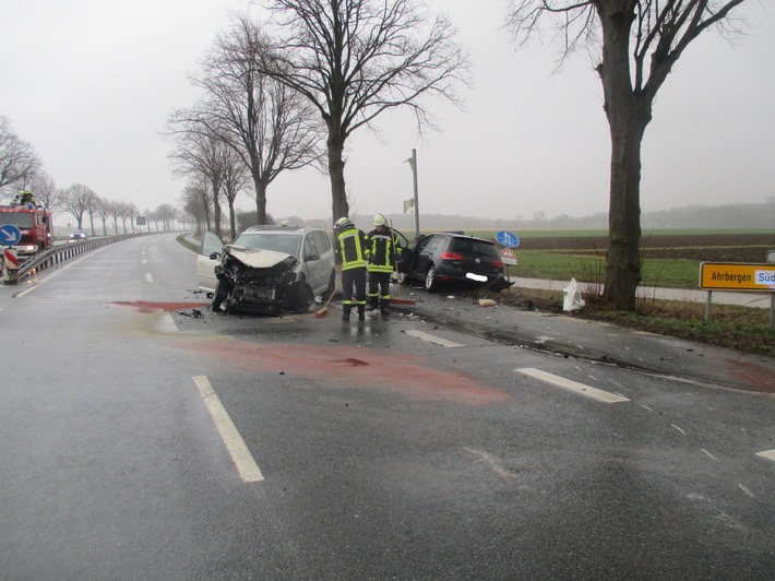 POL-HI: Schwerer Verkehrsunfall auf der B 6 Höhe Ahrbergen