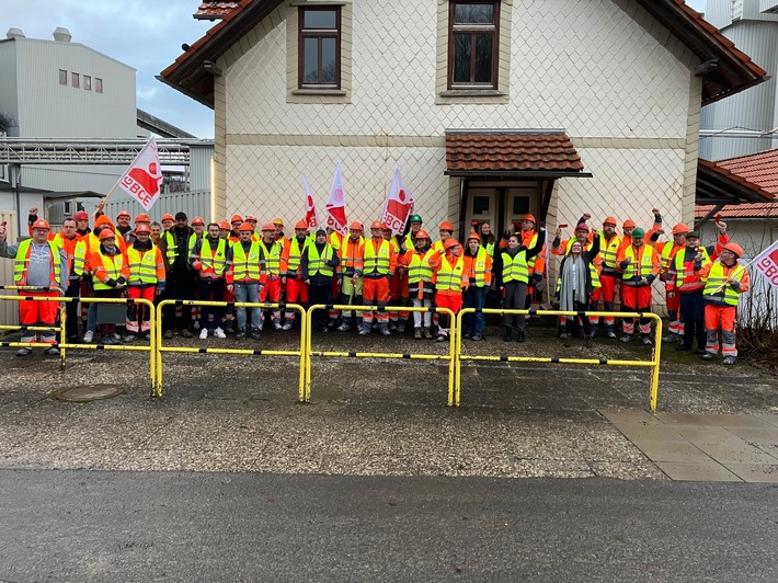 IGBCE Tarifaktion bei Saint-Gobain