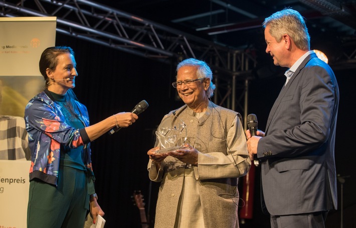 PM Friedensnobelpreisträger Muhammad Yunus mit Karl Kübel Preis ausgezeichnet