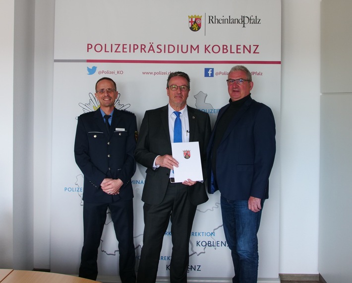 POL-PPKO: Koblenz - Polizeipräsidium Koblenz verabschiedet Pressesprecher Ulrich Sopart