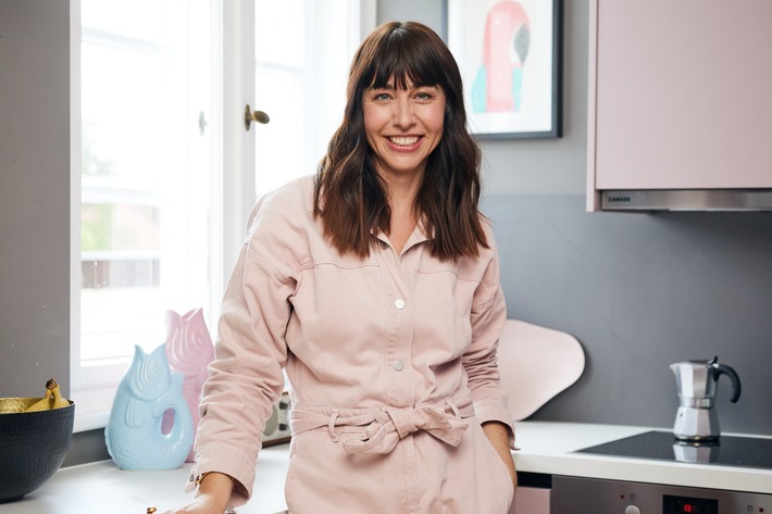 Veganer Nagellackhersteller OZN und Amazon präsentieren neue Farbe: "Pippa" / Ab dem 21. Mai 2024 ist der neue Nagellack von OZN exklusiv auf Amazon erhältlich
