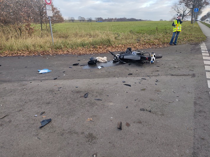 POL-STD: 16-jähriger Motorradfahrer bei Unfall auf der Bundesstraße 3 in Ketzendorf leicht verletzt