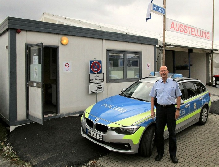 POL-HX: Friedlicher Oktoberwochen-Auftakt in Warburg