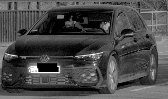 POL-ROW: ++ Öffentlichkeitsfahndung: Unbekannte Einbrecher gesucht! ++ Mehrere Bilder in der digitalen Pressemappe ++