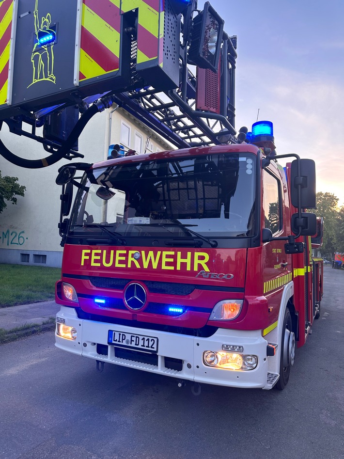 FW-DT: Wohnungsbrand am Freitagabend