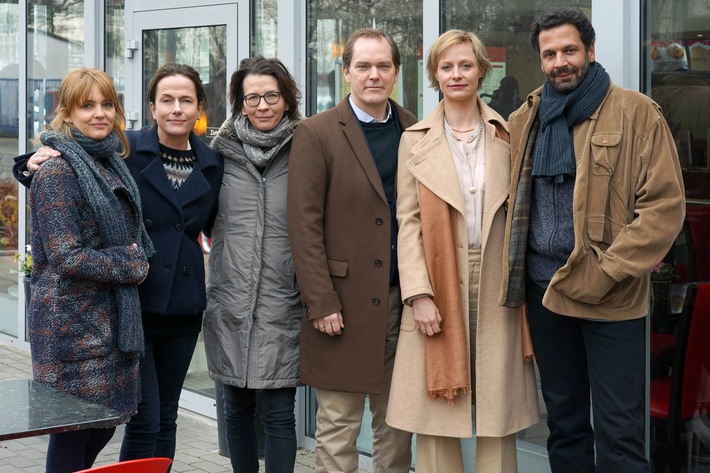 ZDF dreht Familiendrama &quot;Totgeschwiegen&quot; in Berlin (FOTO)