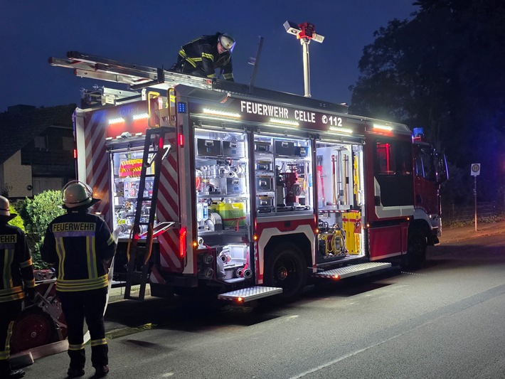 FW Celle: Feuer in einer Küche