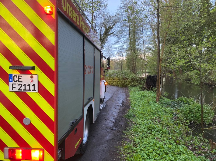 FW Flotwedel: Sturmtief &quot;Eugen&quot; sorgt für Feuerwehreinsatz in Wienhausen