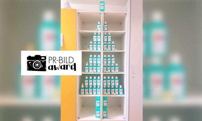 BLOGPOST: #prba21: Tannenbaum aus Desinfektionsflaschen im Klinikum Dortmund