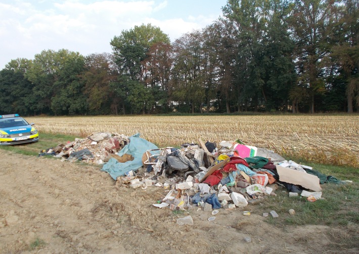 POL-OS: Melle_St.Annen: Illegal Abfall entsorgt- Spur führt nach Hiddenhausen