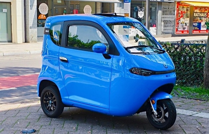 POL-DN: Auffälliges Rollermobil von Behindertenparkplatz entwendet
