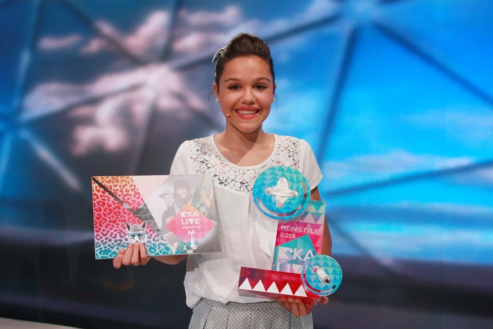 &quot;KiKA LIVE - Mein Style&quot; 2015 / Die 14-jährige Nachwuchs-Designerin Tabitha holt sich den Sieg