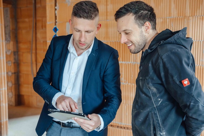ARTIS GmbH: Mit selbst erprobtem System gegen den Auftragsmangel bei Handwerkern