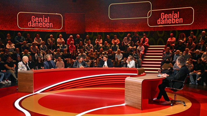 "Genial daneben" überzeugt am Donnerstagabend