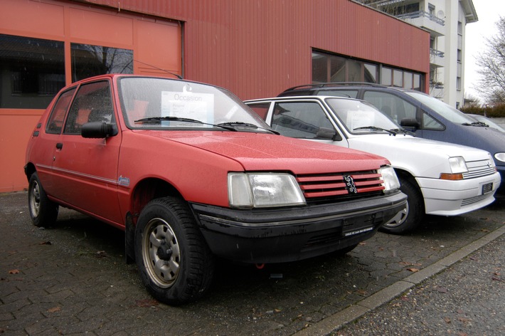 Auto-i-DAT: Evaluer une voiture de 16 ans d