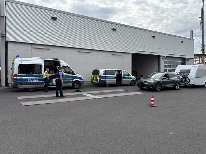 POL-OF: Wohnmobile und Fahrzeuggespanne im Blick: Beamte kontrollierten Verkehrssicherheit in der Hauptreisezeit - wenige Verstöße, hohe Akzeptanz