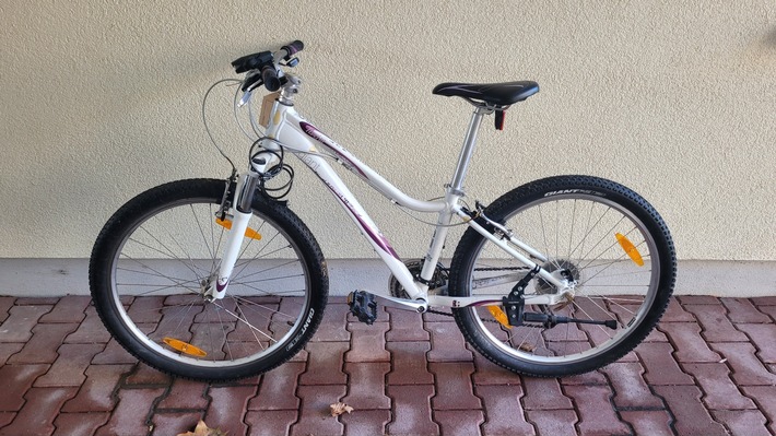 POL-WE: Wölfersheim: Wessen Fahrrad ist das?