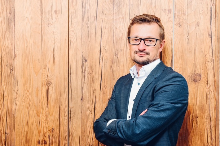 Roman Morka, künftiger Vorstand Technik der DRF Luftrettung / Weiterer Text über ots und www.presseportal.de/nr/60539 / Die Verwendung dieses Bildes ist für redaktionelle Zwecke unter Beachtung ggf. genannter Nutzungsbedingungen honorarfrei. Veröffentlichung bitte mit Bildrechte-Hinweis.