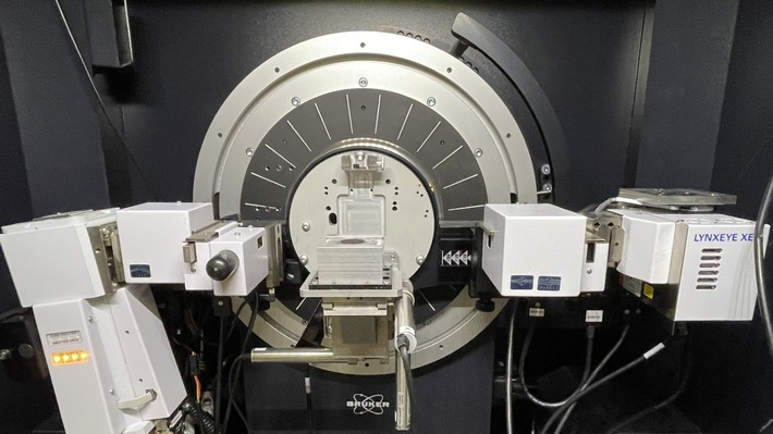 Durchbruch bei Metall-Luft-Batterien: ALGATEC sichert Proof of Concept / Vielseitig einsetzbar von Drohnen bis zu Großspeichern