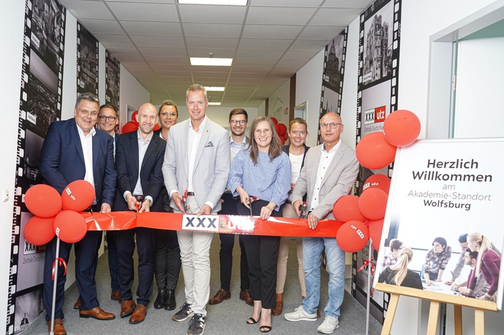 Startschuss für Aus- und Weiterbildung der Extraklasse: XXXLutz eröffnet seine Akademie Nord in Wolfsburg
