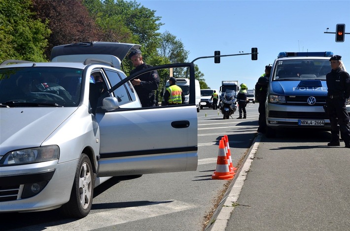 POL-COE: Kreispolizeibehörde Coesfeld/ Polizeikontrollen auf Bundesstraßen