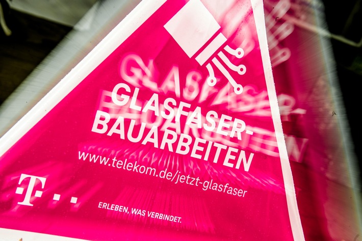 Breitbandausbau: Mit der Telekom surfen jetzt 140.000 Haushalte schneller