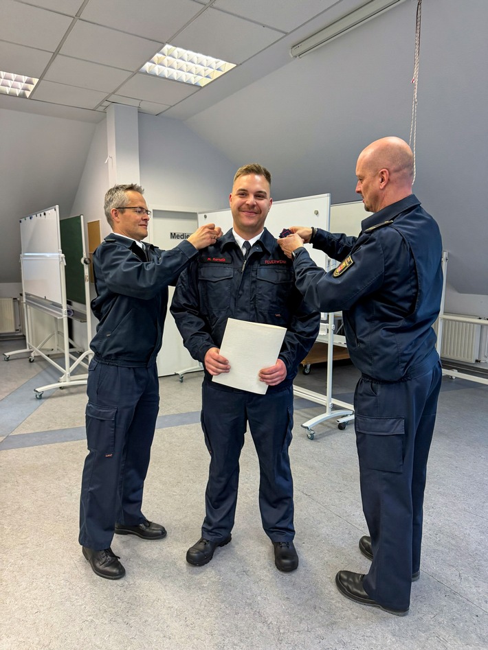 FW-MK: Neuer Grundausbildungslehrgang der Berufsfeuerwehr gestartet